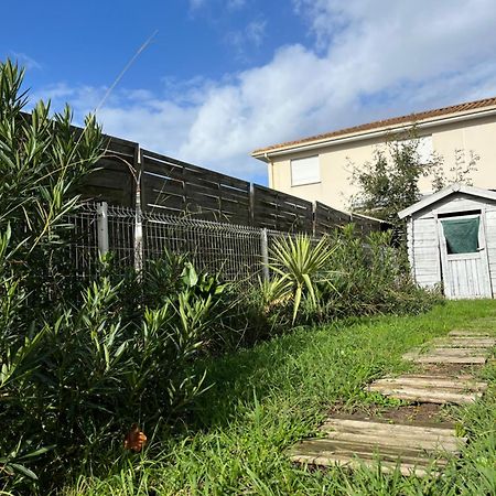 Maison Diane Arena, Gendarmerie, Rocade Villa Bouliac Exteriör bild